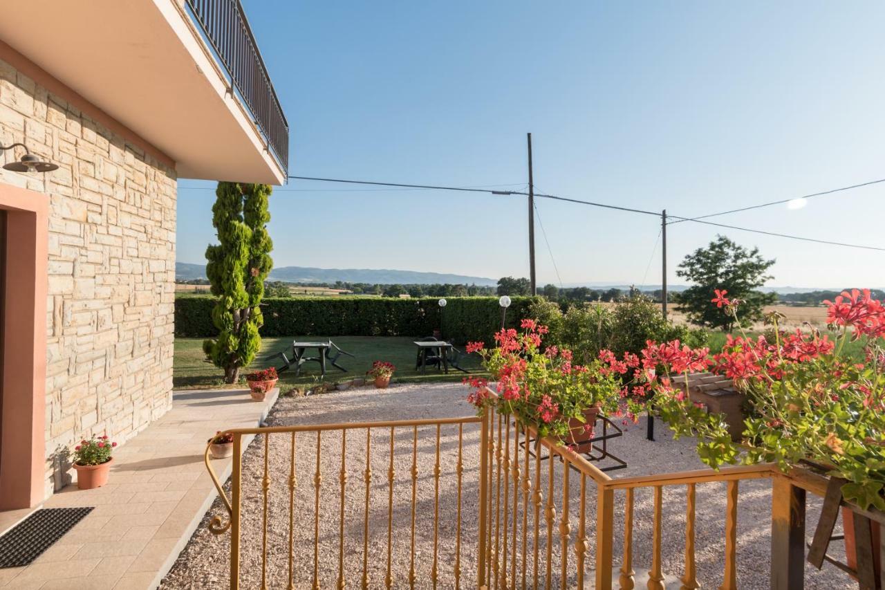 Bed & Breakfast Al Pian d'Assisi Exterior foto